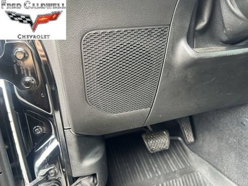 Used 2021 Jeep Wrangler Unlimited Sahara AWD/4WD image 29