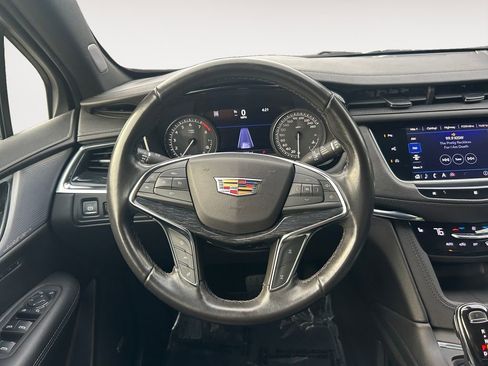 Used 2020 Cadillac XT5 Premium Luxury image 15