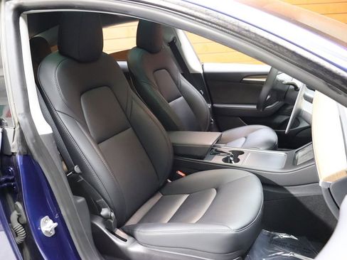 Used 2023 Tesla Model 3 Standard Range image 62