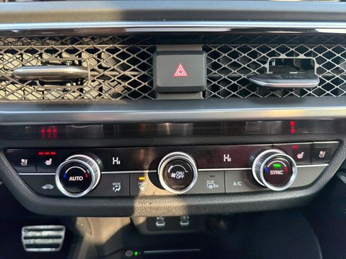 Used 2025 Acura ADX A-Spec image 27