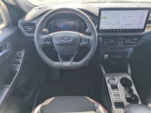 Used 2023 Ford Escape ST-Line w/ Tech Pack #1 AWD/4WD image 16