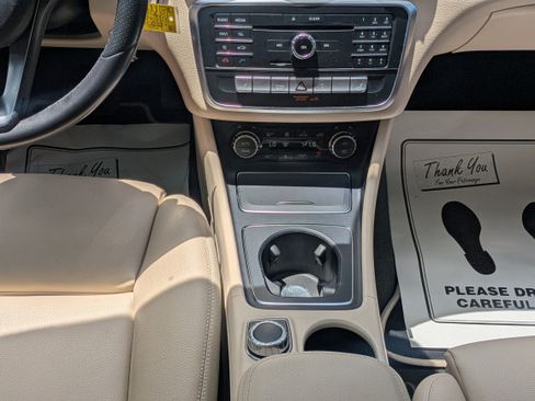 Certified 2018 Mercedes-Benz GLA 250 image 18