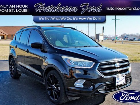 Used 2018 Ford Escape SE w/ SE Sport Appearance Package image 1