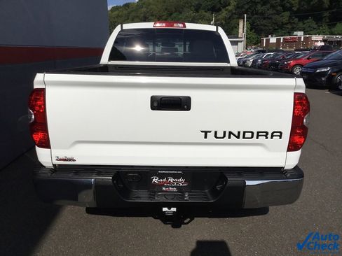 Used 2016 Toyota Tundra SR5 image 9