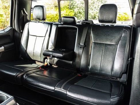 Used 2022 Ford F350 Lariat w/ Black Appearance Package image 16