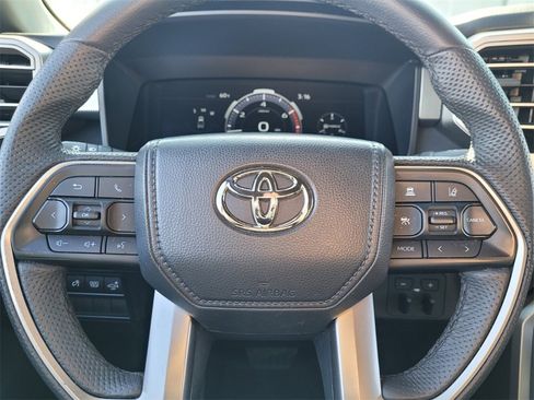 Used 2025 Toyota Tundra Limited image 22