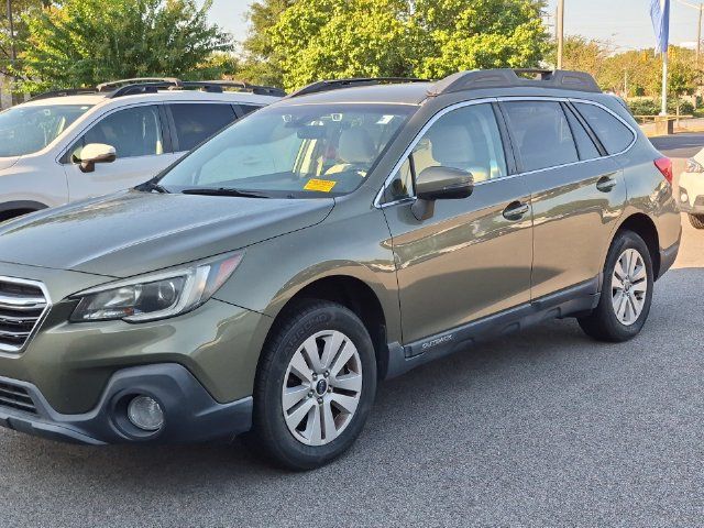 Used 2019 Subaru Outback 2.5i Premium AWD/4WD image 3