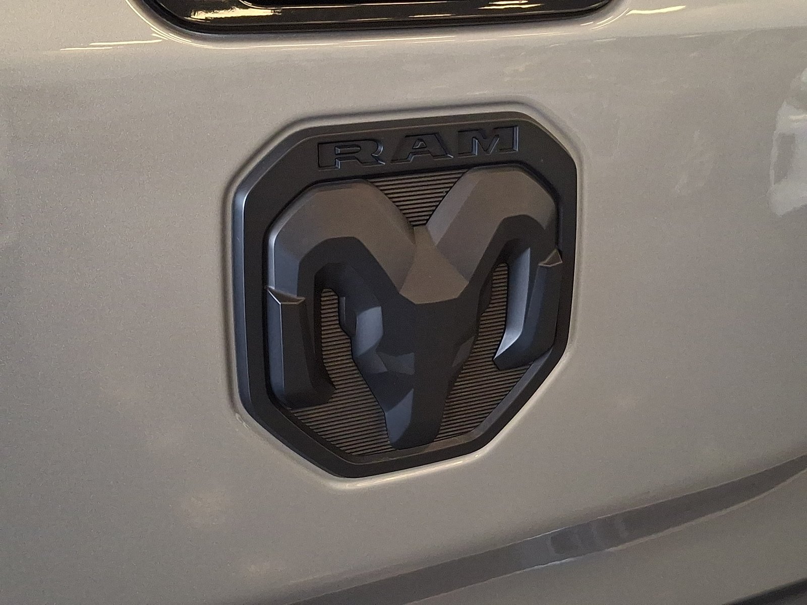 Used 2024 RAM 1500 Limited w/ Night Edition AWD/4WD image 31