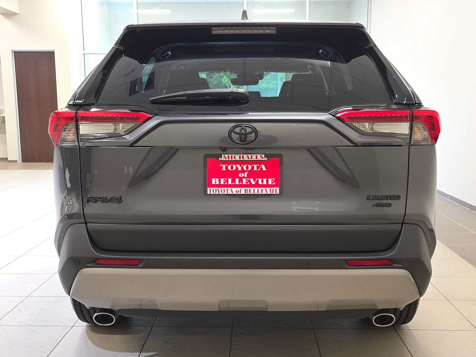 Certified 2023 Toyota RAV4 Limited AWD/4WD image 5