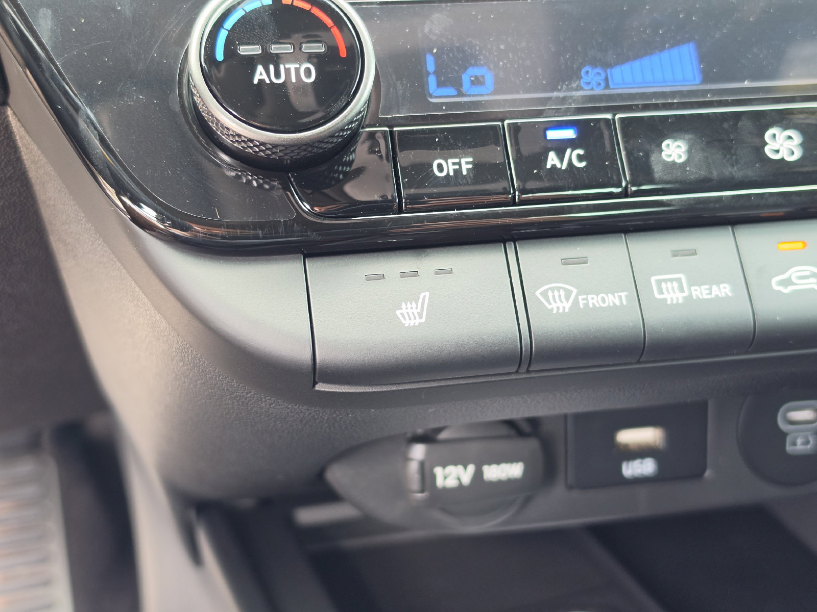New 2026 Hyundai Elantra SEL Sport FWD image 29