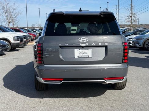 New 2026 Hyundai Palisade Calligraphy FWD image 4