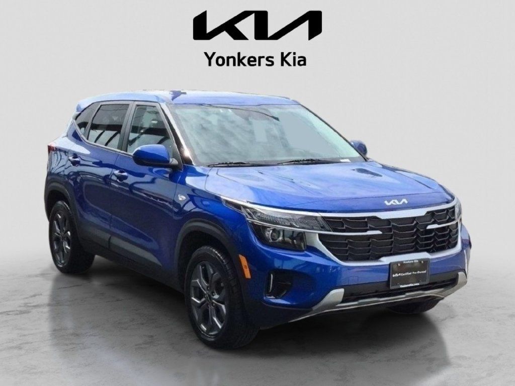 Certified 2024 Kia Seltos LX AWD/4WD image 3