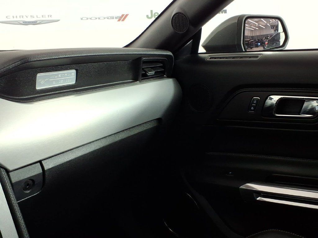 Used 2017 Ford Mustang Premium RWD image 23