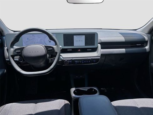 Used 2024 Hyundai Ioniq 5 SEL RWD image 25