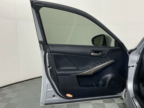 Used 2018 Lexus IS 300 F Sport w/ F Sport Package image 20