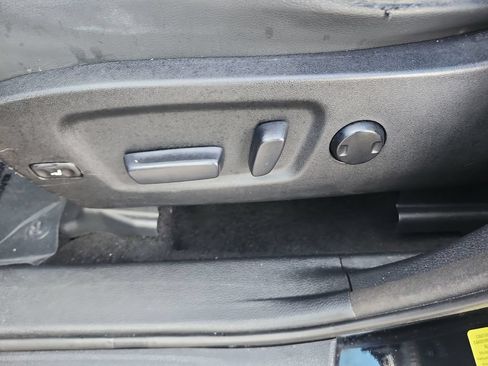 Used 2015 Toyota Highlander XLE FWD image 26