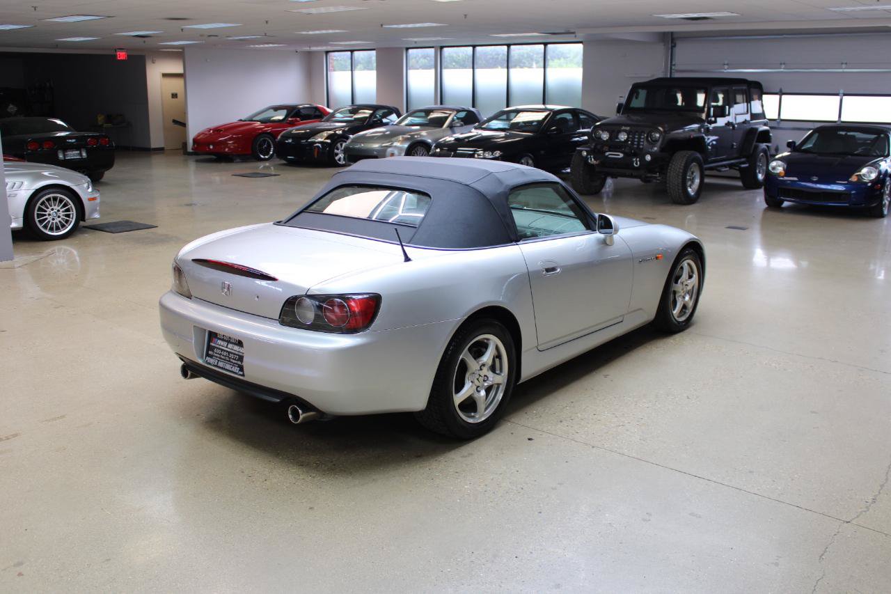 Used 2002 Honda S2000 image 25