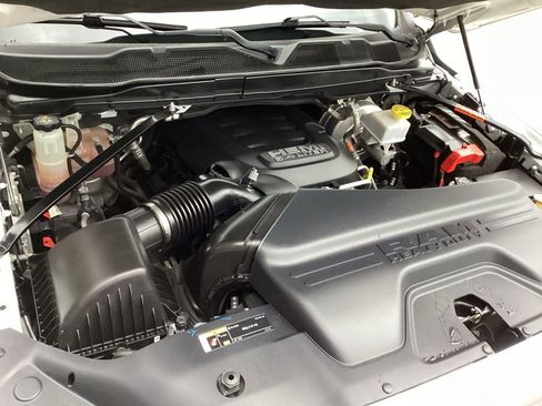 Used 2021 RAM 2500 Tradesman RWD image 15