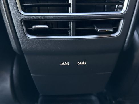 Used 2018 Tesla Model S 100D image 27