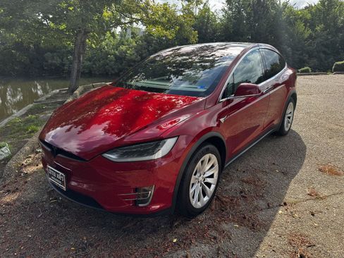 Used 2016 Tesla Model X 60D AWD/4WD image 12