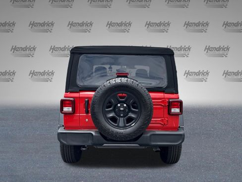 Used 2024 Jeep Wrangler Sport AWD/4WD image 8