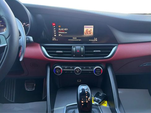 Used 2019 Alfa Romeo Giulia Ti Sport w/ Quick Order Package 22U Sport RWD image 14