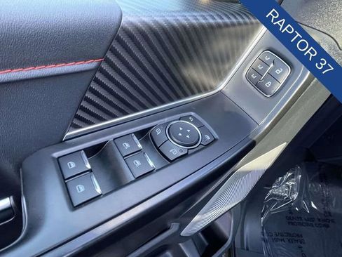 Used 2025 Ford F150 Raptor AWD/4WD image 15