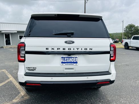 Used 2023 Ford Expedition Limited RWD image 7
