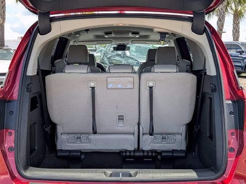 Used 2025 Honda Odyssey Touring image 14