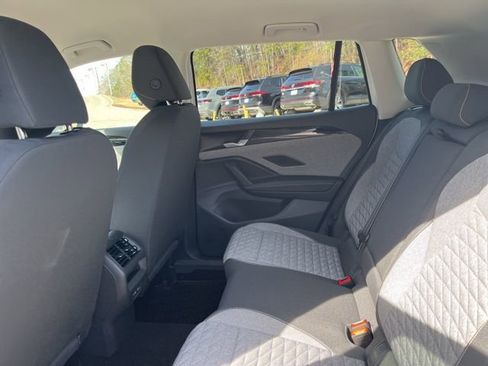 New 2026 Volkswagen Tiguan S FWD image 10
