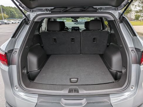 Used 2025 Chevrolet Blazer LT FWD image 31