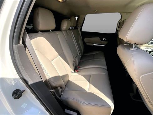 Used 2013 Ford Edge SEL FWD image 20