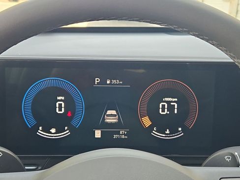 Used 2024 Hyundai Kona SEL image 15