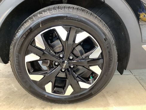Certified 2023 Kia Sportage X-Line w/ X-Line Premium Package AWD/4WD image 24