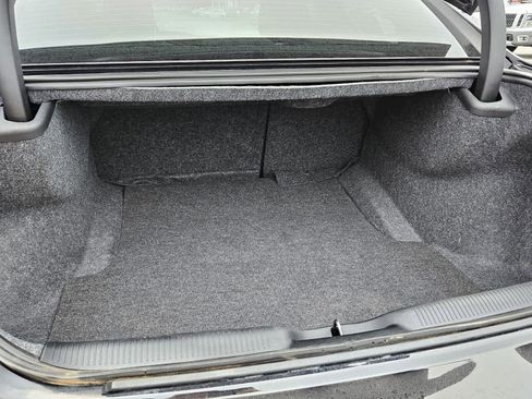 Used 2023 Dodge Charger SXT image 6