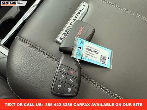 Used 2025 GMC Yukon Denali image 46