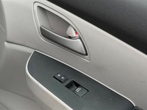 Used 2012 Honda Odyssey Touring image 35