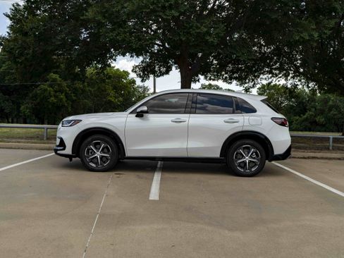 Used 2025 Honda HR-V EX-L image 6