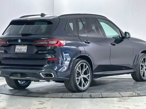 Used 2022 BMW X5 sDrive40i w/ M Sport Package image 2