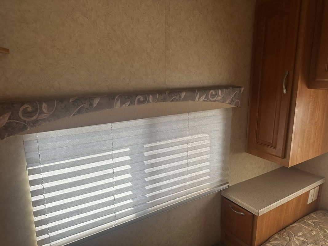 Used 2006 Ford E-450 and Econoline 450 RWD image 40