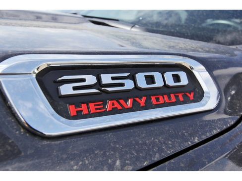 Used 2024 RAM 2500 Tradesman w/ Chrome Appearance Group image 27