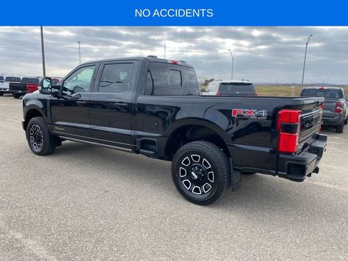 Used 2025 Ford F250 Platinum image 4