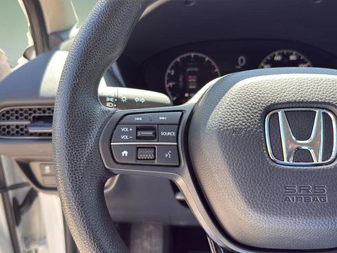 Used 2023 Honda HR-V LX image 19