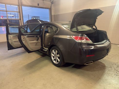 Used 2013 Acura TL w/ Technology Package FWD image 12