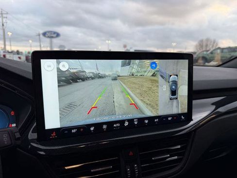 Certified 2025 Ford Escape ST-Line Elite w/ Premium Technology Package image 27