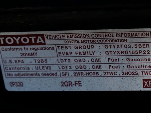 Used 2016 Toyota Sienna SE image 17
