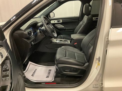 Used 2023 Ford Explorer ST w/ Technology Package image 10