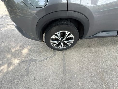 Used 2021 Nissan Rogue SV FWD image 7