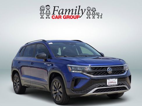 Used 2024 Volkswagen Taos S image 2