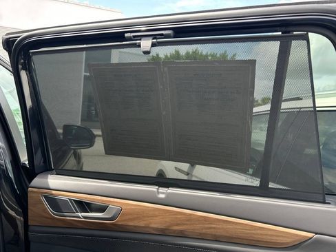 Certified 2026 Volkswagen Atlas SE w/ Panoramic Sunroof Package FWD image 47